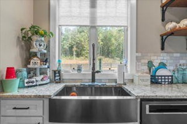 521 Horns Creek Road, Old Fort, TN 37362