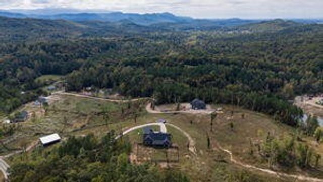 521 Horns Creek Road, Old Fort, TN 37362