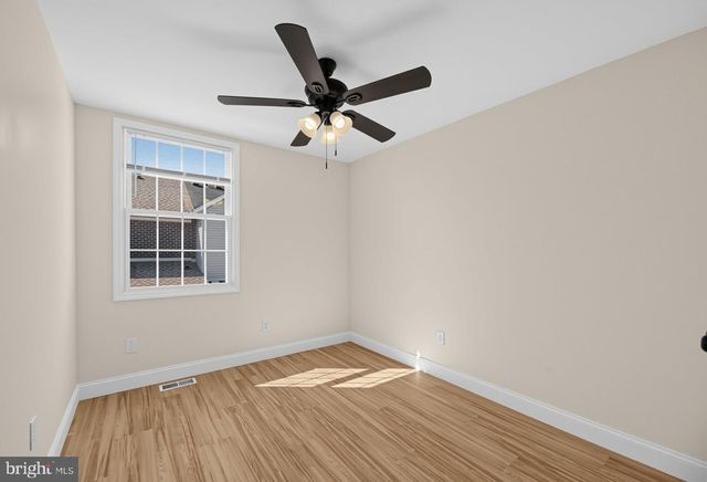 203 STEVENS CT, Camden, NJ 08103