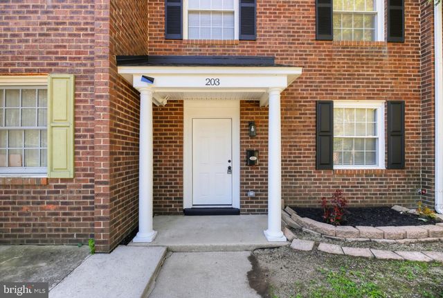 203 STEVENS CT, Camden, NJ 08103