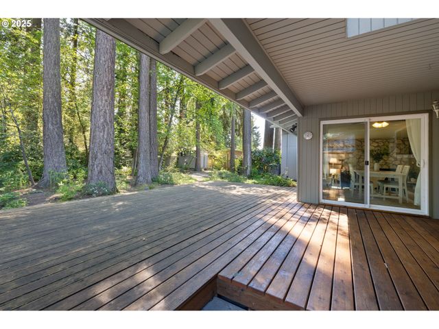 1386 Se 37TH Ave, Hillsboro, OR 97123