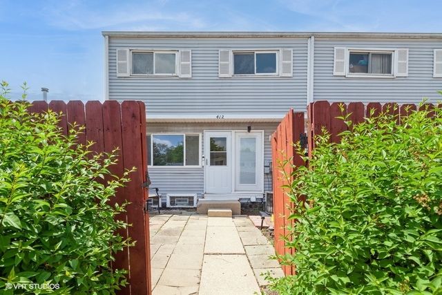 412 Greentree Lane, Bolingbrook, IL 60440