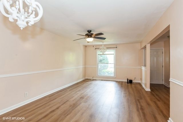 412 Greentree Lane, Bolingbrook, IL 60440