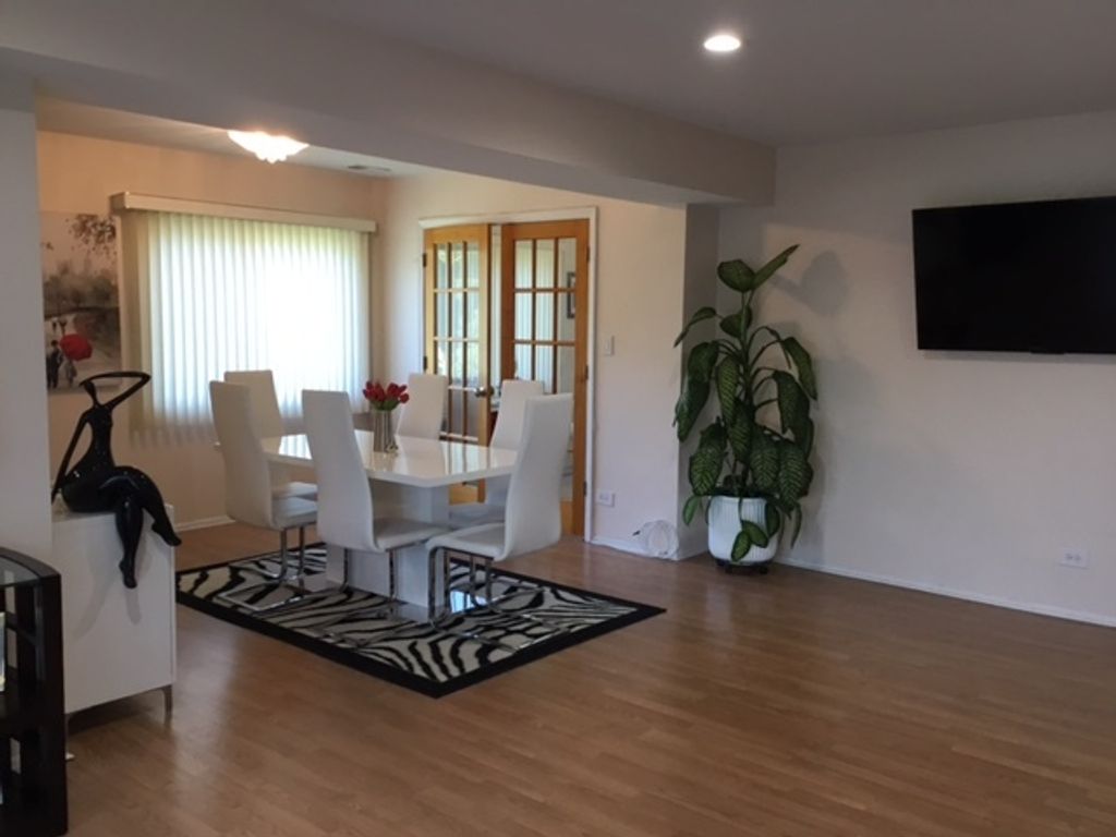 3300 N Carriageway Drive 211, Arlington Heights, IL 60004 — photo 5