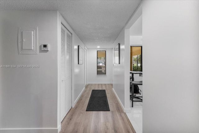 16273 Laurel Drive 7, Weston, FL 33326