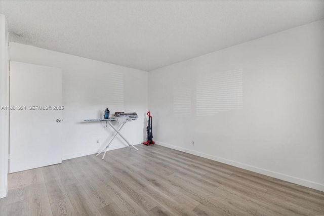 16273 Laurel Drive 7, Weston, FL 33326