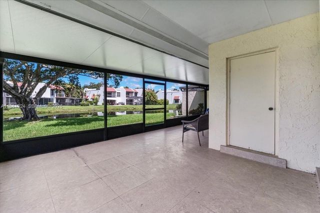 16273 Laurel Drive 7, Weston, FL 33326