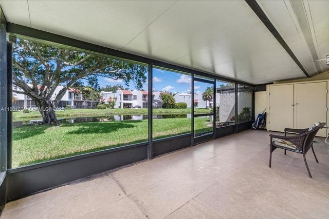 16273 Laurel Drive 7, Weston, FL 33326