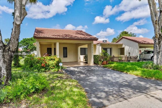 16273 Laurel Drive 7, Weston, FL 33326