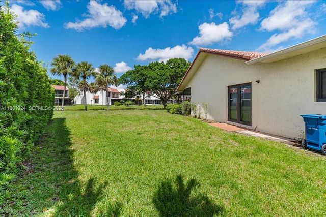16273 Laurel Drive 7, Weston, FL 33326
