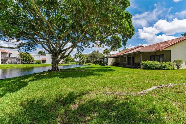 16273 Laurel Drive 7, Weston, FL 33326