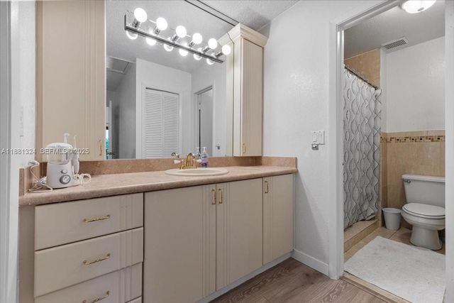 16273 Laurel Drive 7, Weston, FL 33326