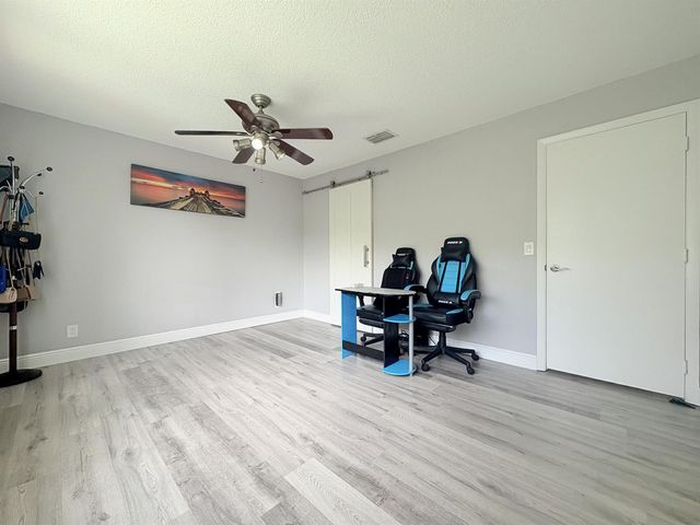 850 Hill Drive D, West Palm Beach, FL 33415