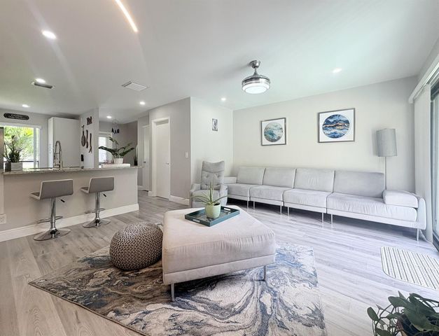 850 Hill Drive D, West Palm Beach, FL 33415