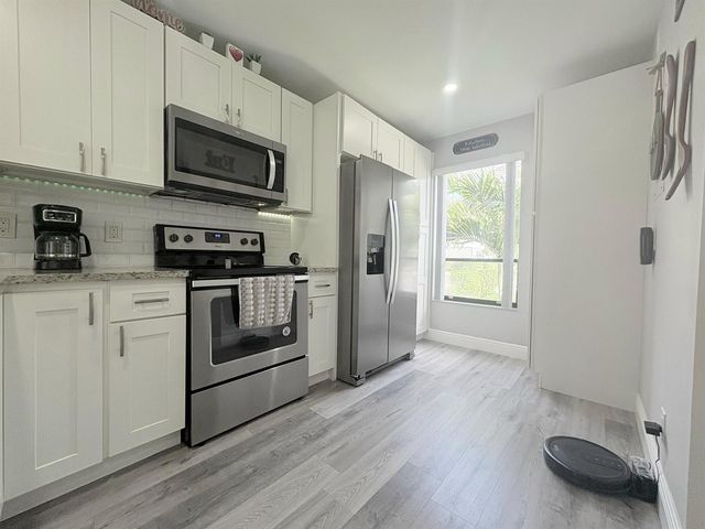 850 Hill Drive D, West Palm Beach, FL 33415
