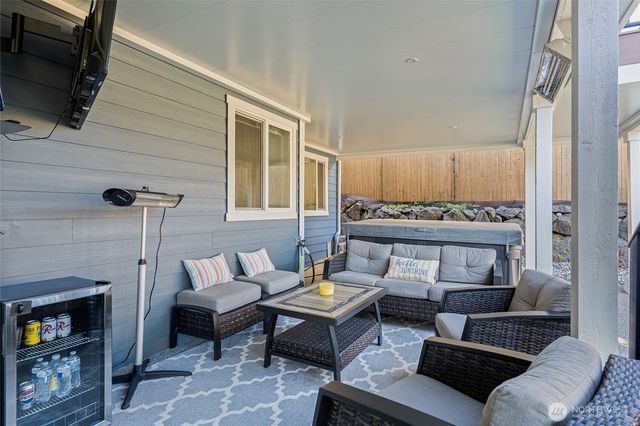 15060 NE 185th Street, Woodinville, WA 98072
