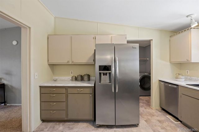 8646 S Carr Street, Littleton, CO 80128