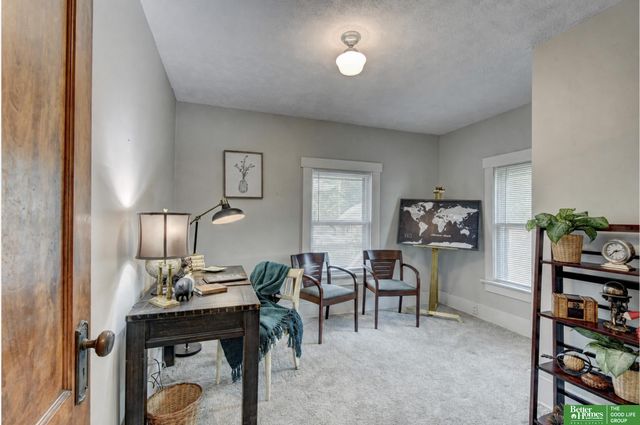 614 N 47 Street, Omaha, NE 68132