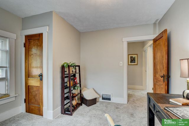 614 N 47 Street, Omaha, NE 68132