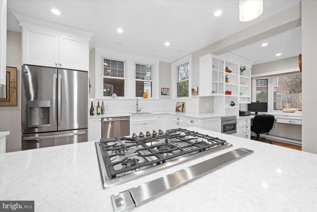 2705 BAYNARD BLVD, Wilmington, DE 19802