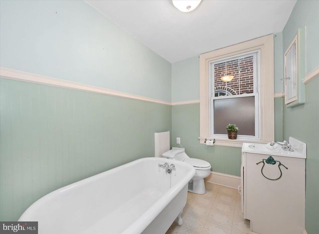 2705 BAYNARD BLVD, Wilmington, DE 19802