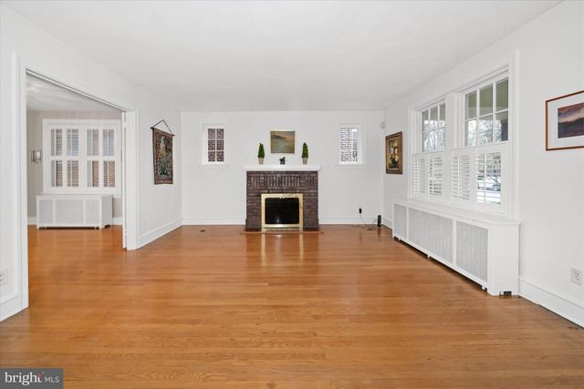 2705 BAYNARD BLVD, Wilmington, DE 19802