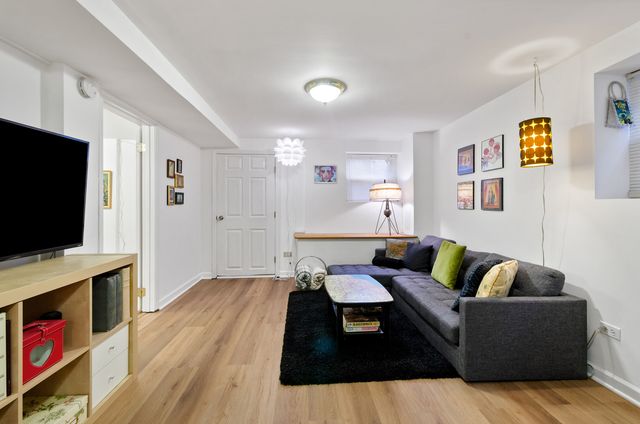 4910 N Spaulding Avenue 1E, Chicago, IL 60625