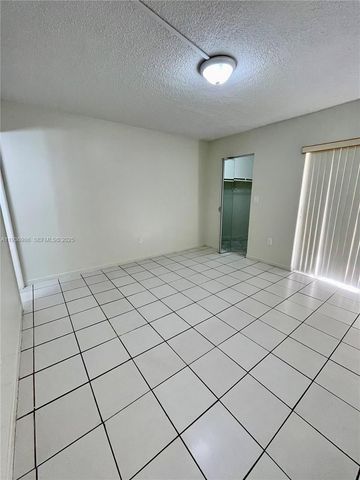 245 NW 109th Ave 104, Miami, FL 33172