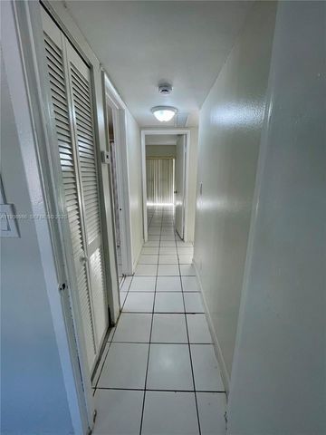 245 NW 109th Ave 104, Miami, FL 33172