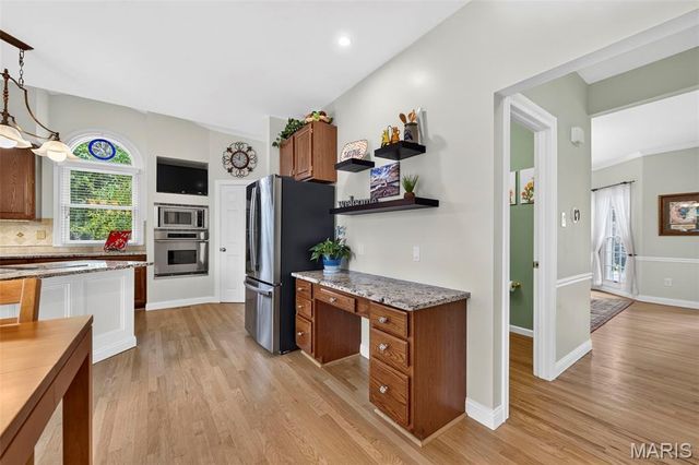 16850 Westglen Farms Drive, Wildwood, MO 63011