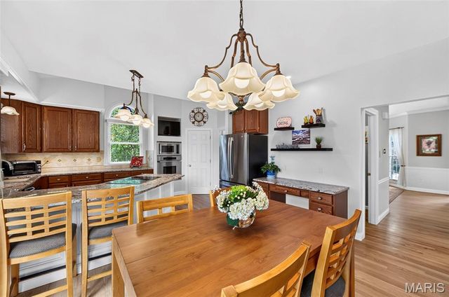 16850 Westglen Farms Drive, Wildwood, MO 63011