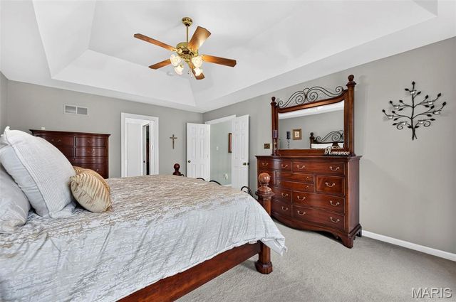 16850 Westglen Farms Drive, Wildwood, MO 63011