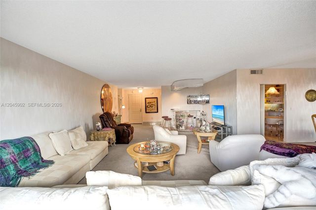 9801 Collins Ave 8S, Bal Harbour, FL 33154