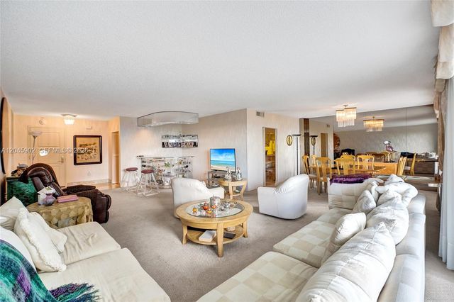 9801 Collins Ave 8S, Bal Harbour, FL 33154