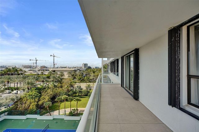 9801 Collins Ave 8S, Bal Harbour, FL 33154