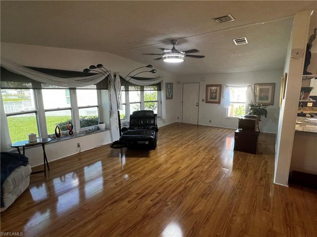 19795 Frenchmans CT, North Fort Myers, FL 33903