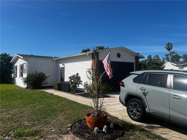 19795 Frenchmans CT, North Fort Myers, FL 33903