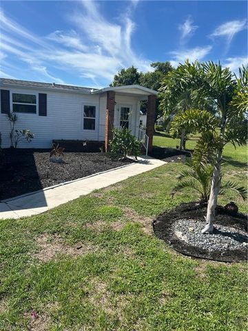19795 Frenchmans CT, North Fort Myers, FL 33903