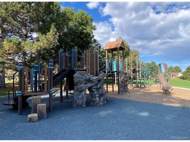8176 S Newport Way, Centennial, CO 80112