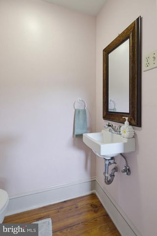 1394 ORCHARD ST, Lancaster, PA 17601