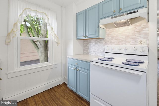 1394 ORCHARD ST, Lancaster, PA 17601