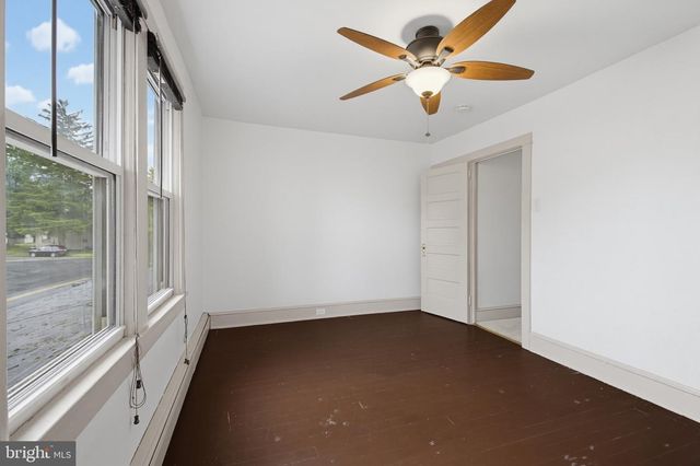 1394 ORCHARD ST, Lancaster, PA 17601