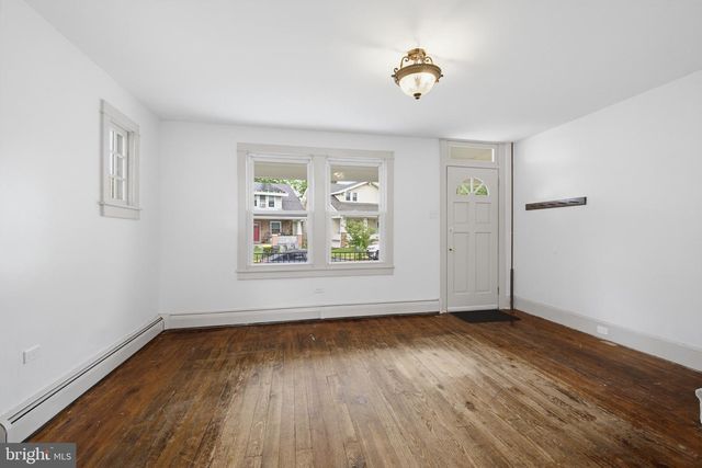 1394 ORCHARD ST, Lancaster, PA 17601