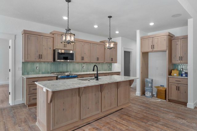 2938 W Marty Street, Springfield, MO 65810