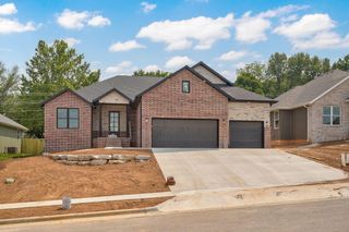 2938 W Marty Street, Springfield, MO 65810