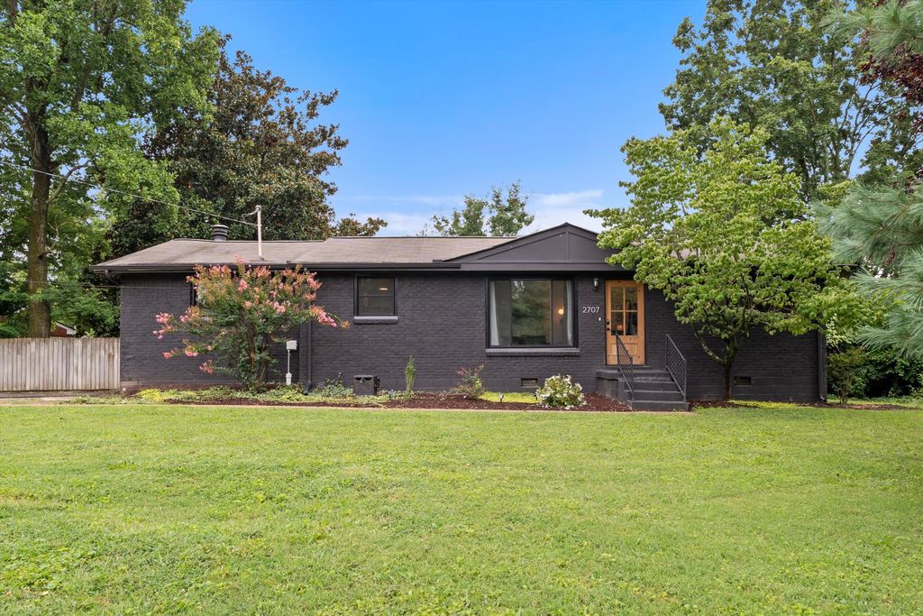 2707 Nodyne Dr, Nashville, TN 37214