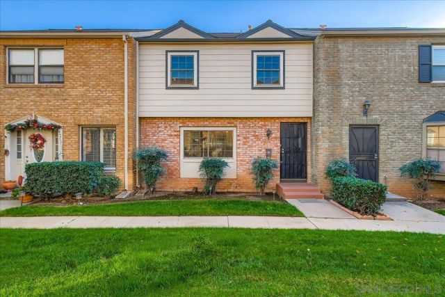 1158 Denver Lane C, El Cajon, CA 92021