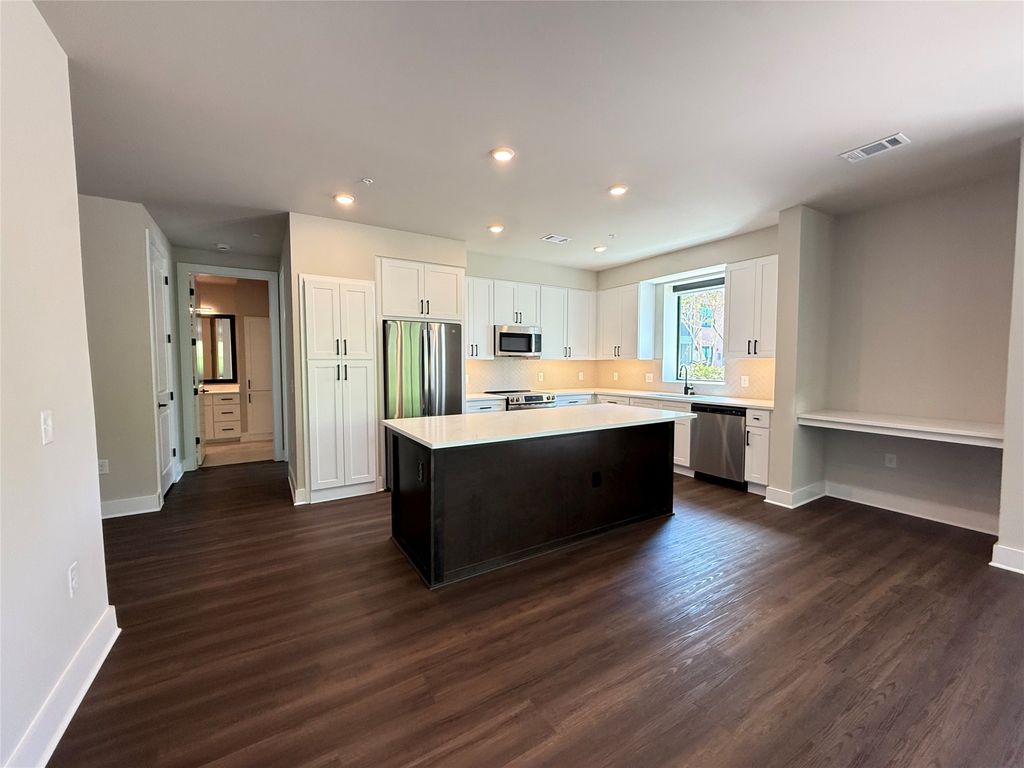 3255 Carlisle Street 1202, Dallas, TX 75204