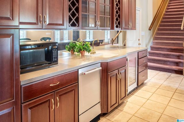 2076 BROOK HIGHLAND RIDGE, Birmingham, AL 35242
