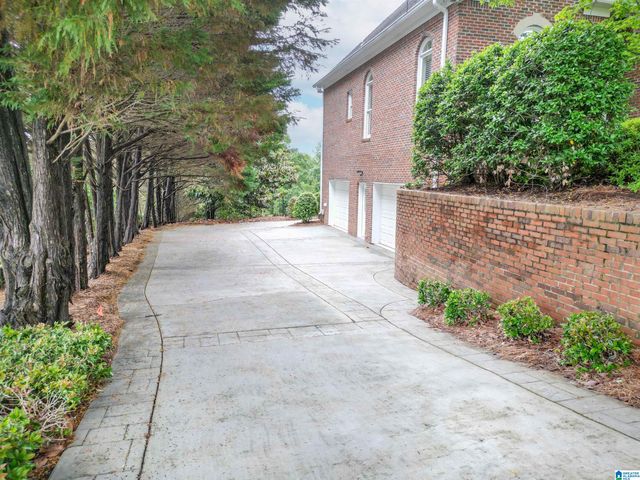 2076 BROOK HIGHLAND RIDGE, Birmingham, AL 35242